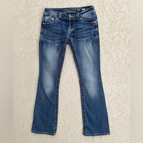 Miss Me Jeans 27 Boot Cut Low rise Embellished Rhinestone Western Flap Pockets - Picture 8 of 8